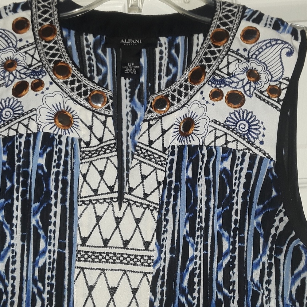 Women blouse